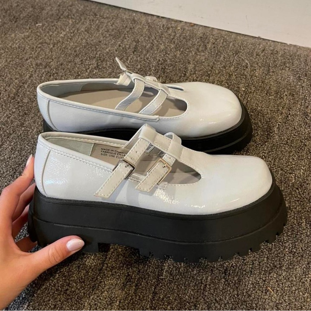 Urban outfitters platform closed toe mules